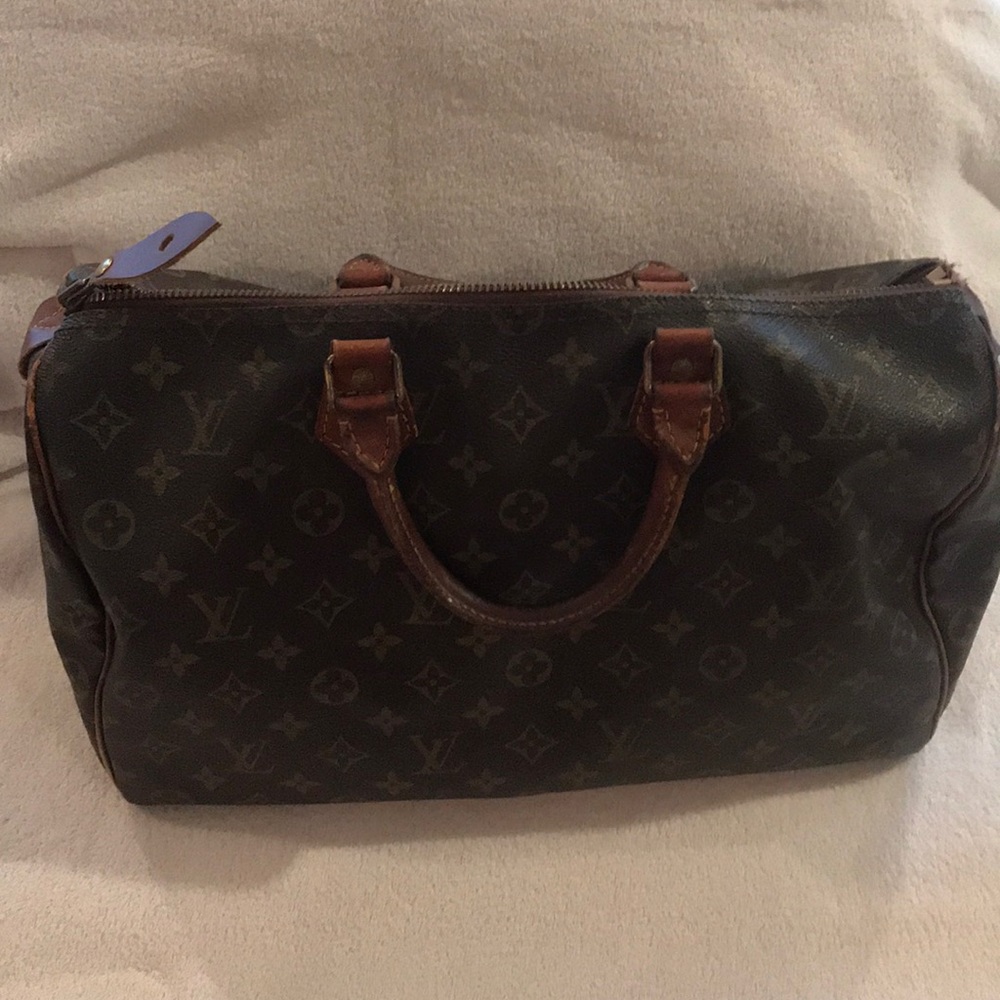 Louis Vuitton Speedy 35